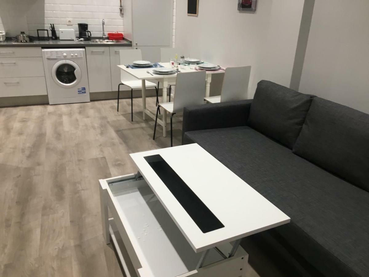 Apartamentos Gyc Viviendas Deluxe León Esterno foto
