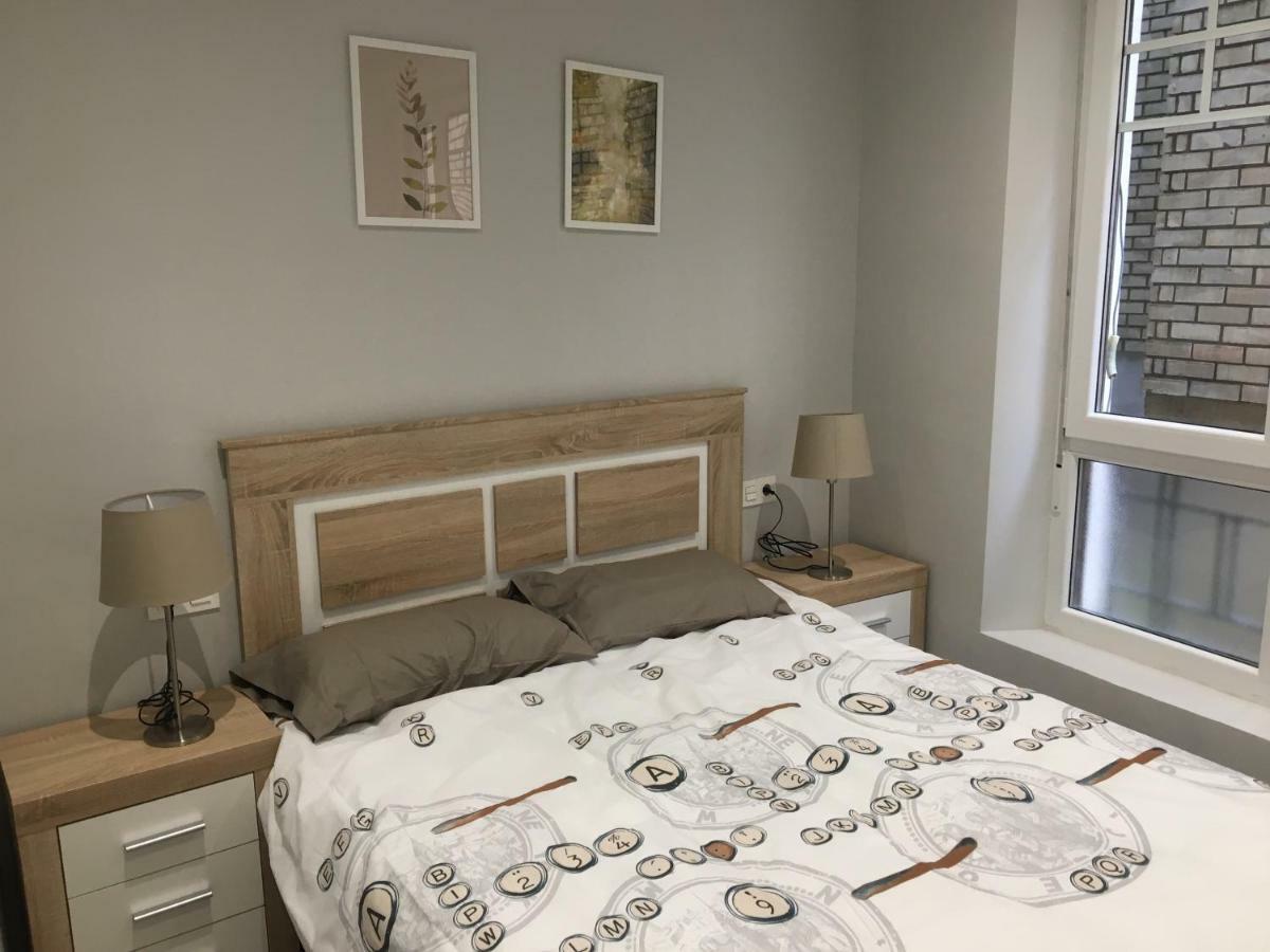 Apartamentos Gyc Viviendas Deluxe León Esterno foto