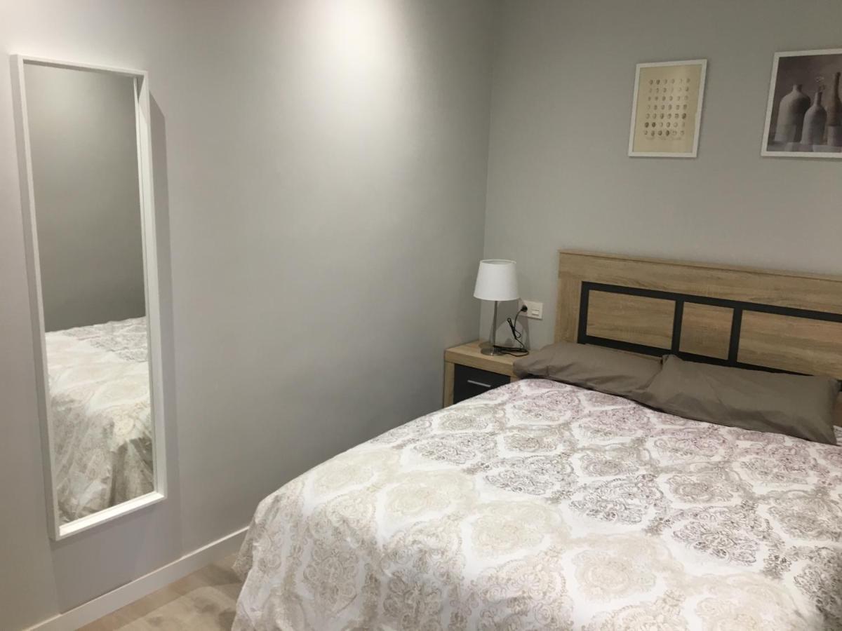 Apartamentos Gyc Viviendas Deluxe León Esterno foto