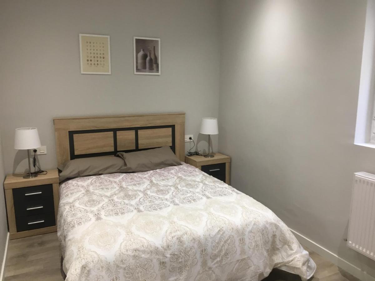 Apartamentos Gyc Viviendas Deluxe León Esterno foto