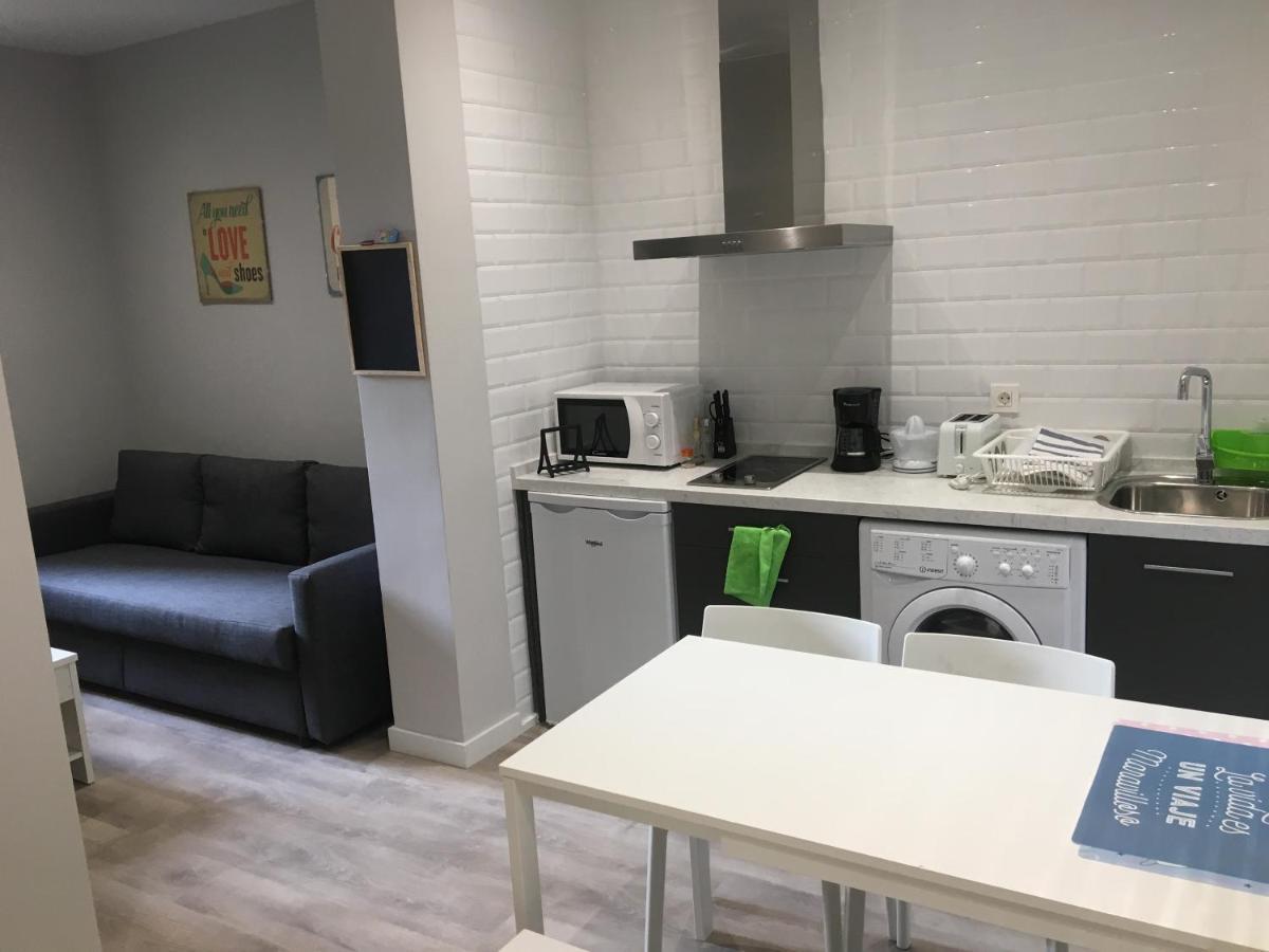 Apartamentos Gyc Viviendas Deluxe León Esterno foto